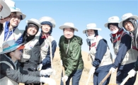 [포토] 지창훈 대한항공 사장 "中사막에 나무 심어요"