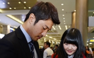 [포토] 사인하는 박종우 