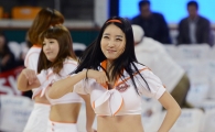 [포토] 치어리더 '싱그러운 미소와 함께하는 댄스 타임~'
