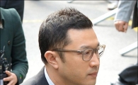 [포토]내곡동 특검 사무실 들어가는 이시형