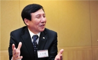“인문학은 경제 살리고  고통 치유하는 해법”