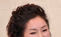 [포토]이휘향, 앗! 귀걸이가 빠졌네~