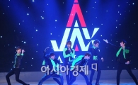 [포토]에이젝스 '파워풀한 무대'