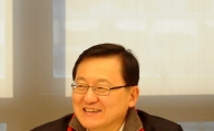 [포토]홍석우 "산업계 뿐만이 아니라 미래를 위해"