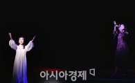 [포토]지킬에 대한 사랑과 그리움을 노래하는 이지혜-신의정