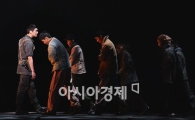 [포토]지현우, 전쟁… '언젠간 끝나겠지'