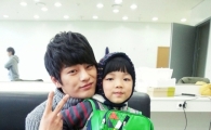 서인국, 새해 맞이 '깜짝 선물'… '아들 바보' 인증, 