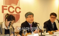[포토]김중수 "2년 만에 뵙습니다. 반갑습니다."