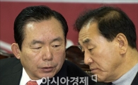 [포토]의견 나누는 이인제·이재오