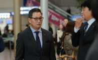 [포토] 수트로 멋낸 김진욱 감독