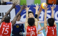 [포토] 서재덕 '블로킹을 뚫어라'