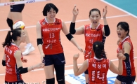 인삼공사, 도로공사에 풀세트 신승…컵 대회 4강행 