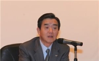 김윤 회장의 인재경영..."자신을 위해 실력을 쌓아라"