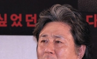 [포토]최민식 "이젠 피없는 세상에서 살고싶다"
