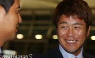 [포토] 강민호 '(장)원삼이형, 우리 잘 해봐요'