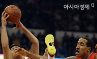 [포토] '우당탕탕 리바운드'