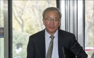 [포토]출근하는 현오석 경제부총리 내정자