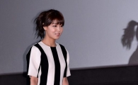 [포토]'초미니' 유빈, 인형이 살아 움직이네!