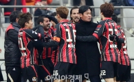 [포토] 에스쿠데로 '나도 넣었다!'