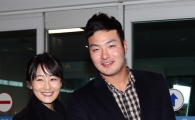 [포토] 박병호 '올해도 아내 사랑 받아 MVP 향해!'