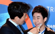 [포토]김명민, "(박)지빈아 아~ 해봐"
