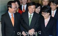 [순간포착 이사람]"安과 당당히 경쟁하겠다" 정의당 김지선 후보 