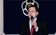 떠나는 홍석우 장관 "통상·中企 대하는 자세 다져라"