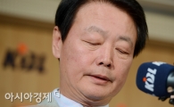 [포토] 굳은 표정의 KBL 한선교 총재