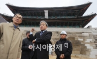 [포토]유진룡 "공사일정 너무 빠듯하지 않나요?"