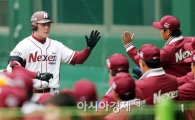 [포토] 솔로포 이성열 '올 시즌 기대해'
