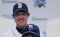 [포토] 미소짓는 두산 김선우