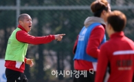 [포토] 차두리 '훈련은 활기차게'
