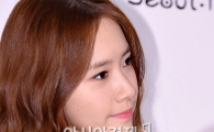 [포토]윤아 '날카로운 V라인'
