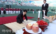 [포토] 넥센 이장석 대표 '올 시즌은 다 잘 풀리길'