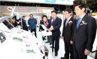 김문수지사 서울모터쇼 참석