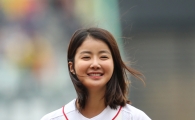 [포토] 이시영 '야구 유니폼도 잘 어울리죠'
