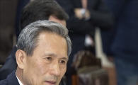 [포토]심각한 김관진 국방장관