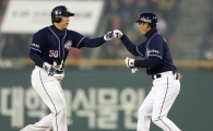 [포토] 적시타 김현수 '한 점 추격이요'