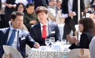 [포토]이야기 나누는 박상원-송종국-나르샤