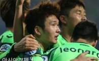 [포토] 극적 동점골 서상민 '내가 팀을 위기에서 구해냈어'