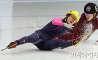 [포토] 넘어지는 김민정-이은별