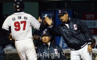 [포토] 오재원 홈인, 두산 1점차 추격