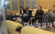 北 "개성공단기업대표단 방북 불허"...정부 "매우 유감"(종합)