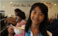 탐앤탐스, 태국 빈민아동 한국 방문 후원