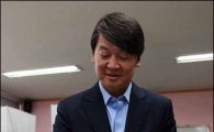 [포토]투표하는 안철수 후보