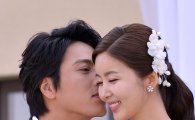 [포토]한재석-박솔미 '달콤한 키스'
