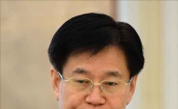 [포토]박수치는 김덕중 국세청장
