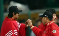 [포토] 이만수 감독 '윤희상 승리 축하한다'