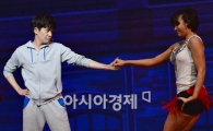 [포토]홍경민, 쉘 위 댄스?