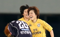 [포토] 스포츠토토 이장미 선제골 기쁨